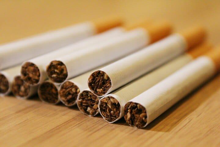 Menkeu Purbaya Soroti Rokok Ilegal, Wacana Pemutihan untuk Produsen Kecil di Tengah Upaya Reformasi Cukai